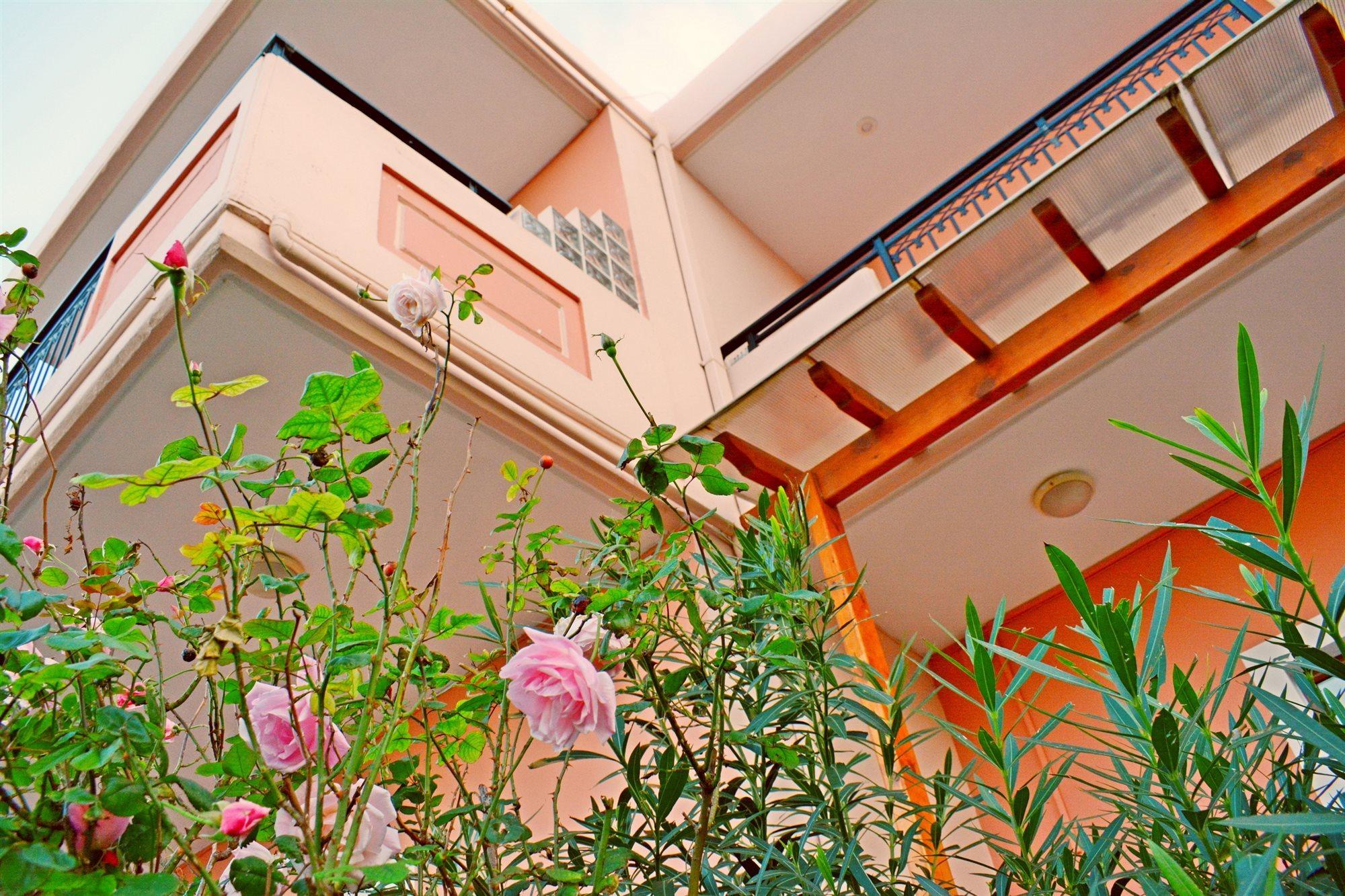 Aparthotel Melina'S House Stalós Exterior foto